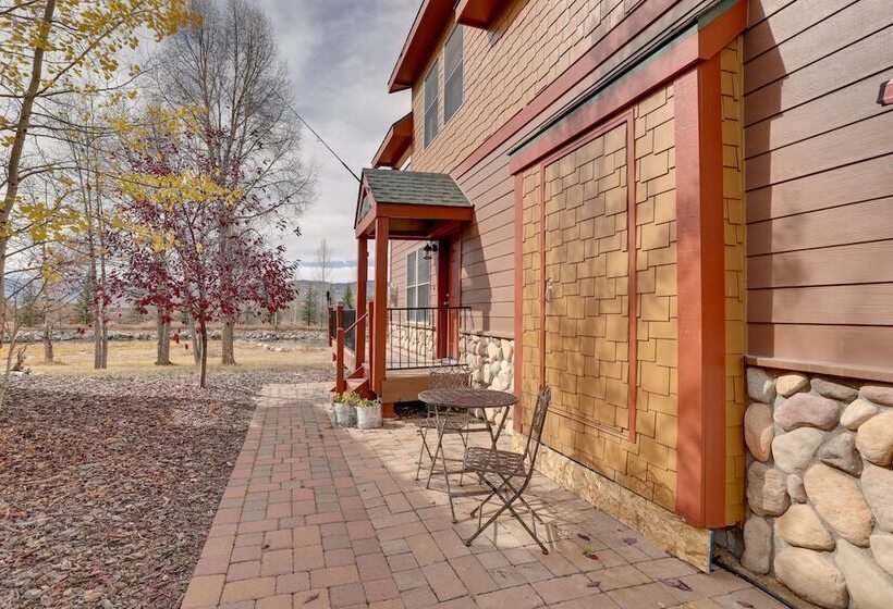 Granby Riverfront Cabin W/ Deck & Mountain View!