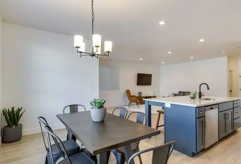 Inviting American Fork Home With Community Pool!