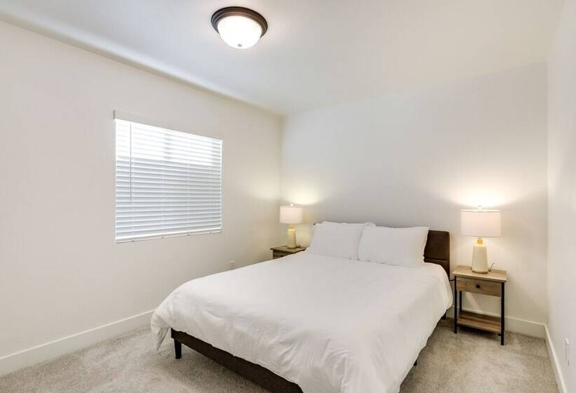 Inviting American Fork Home With Community Pool!