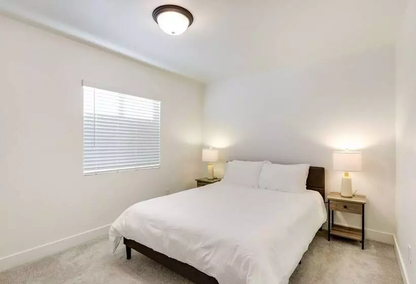 Inviting American Fork Home With Community Pool!