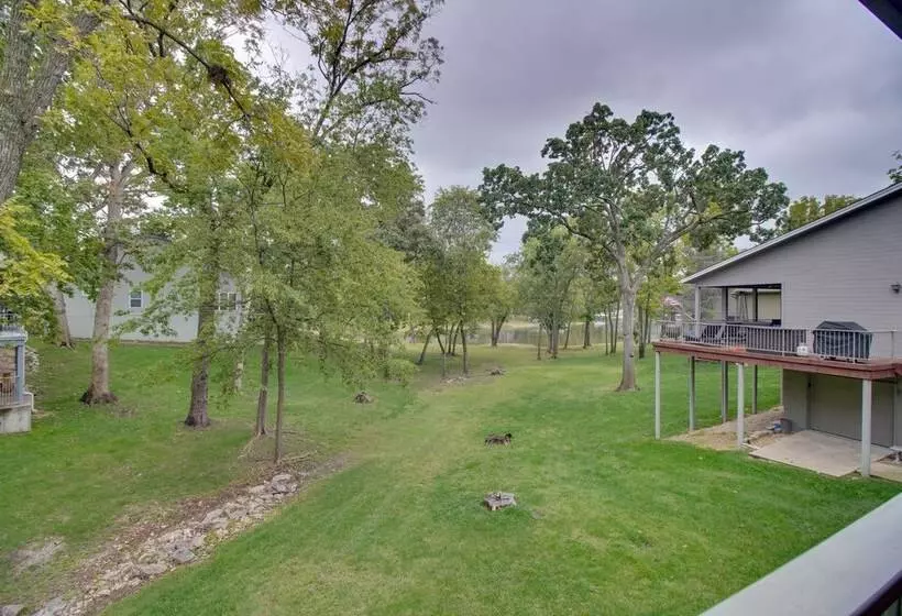 Monkey Island Oasis: Pool Access, Deck & Boat Slip