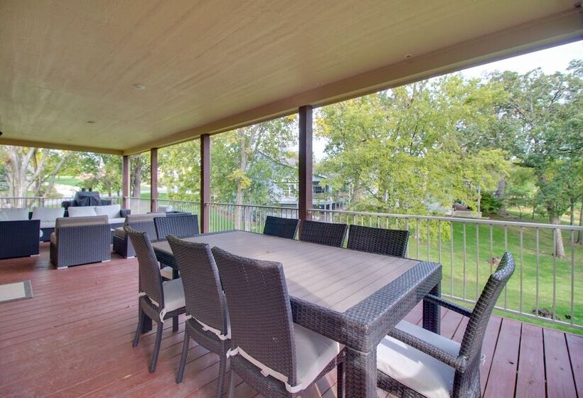 Monkey Island Oasis: Pool Access, Deck & Boat Slip