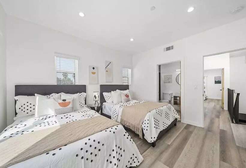ペンション Downtown La Stylish Bedrooms