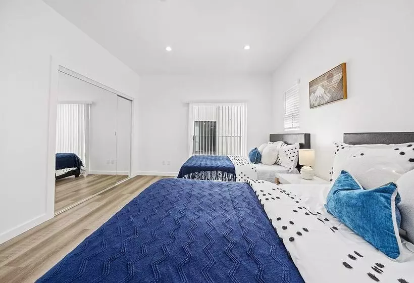 ペンション Downtown La Stylish Bedrooms