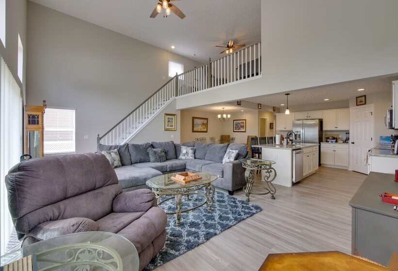 Port Clinton Retreat W/ Lake Access & Dock!