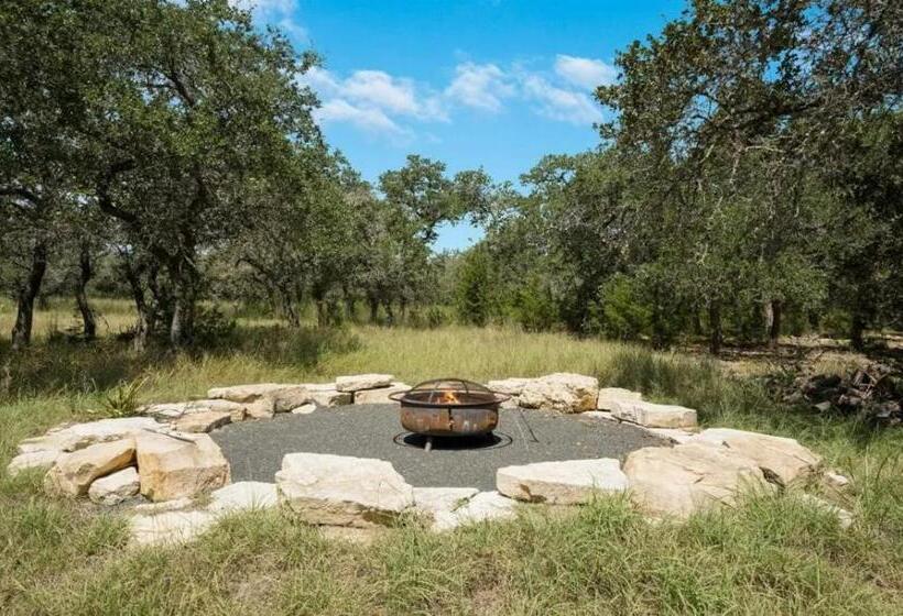 Resort The Cedars Ranch