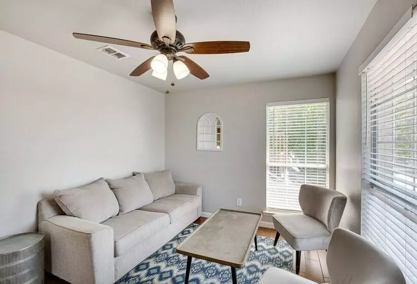Rockwall Lake Home W/ Large Yard & Playground!