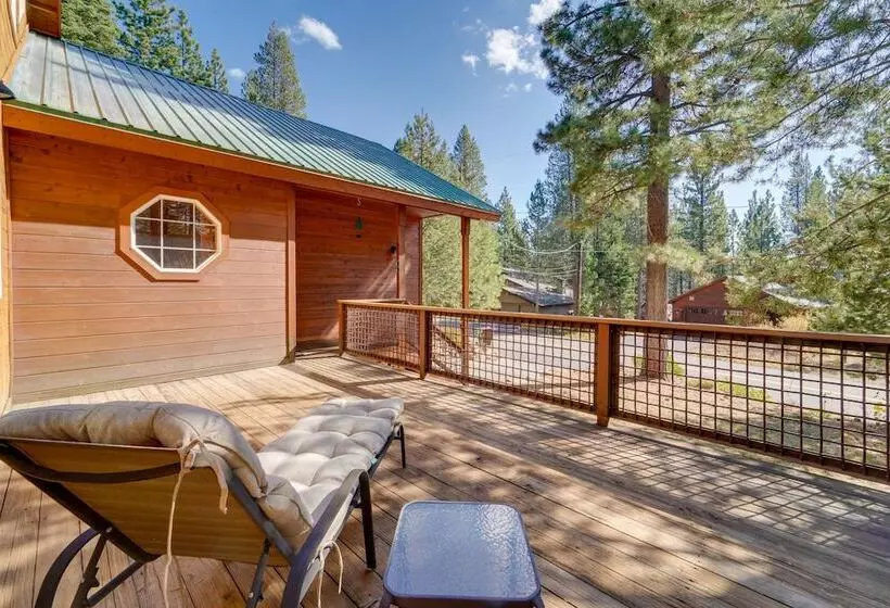 Rustic Truckee Cabin Retreat W/ Community Pool!