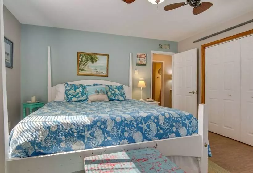 Spacious + Family Friendly Home In Chincoteague!