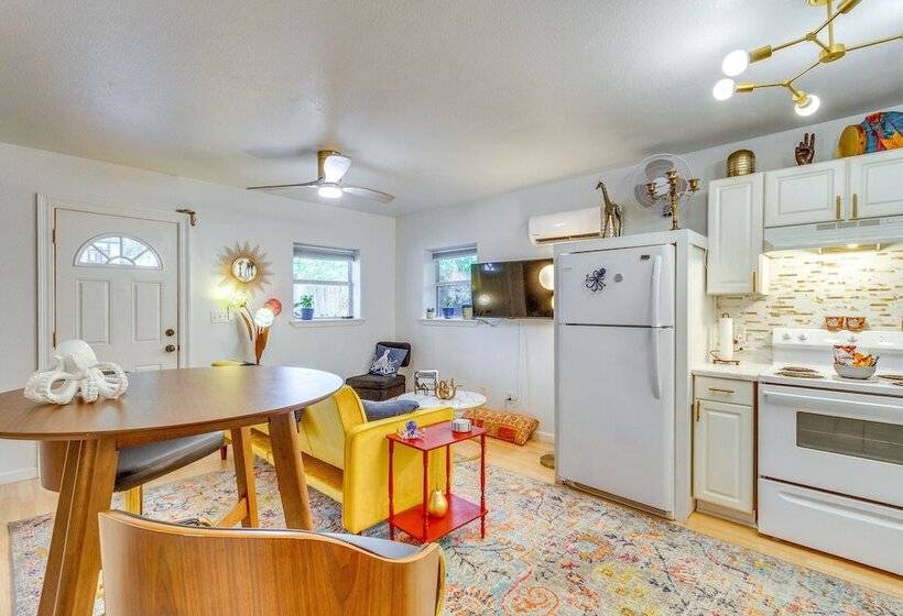 The Octopus House  In Pensacola Near Downtown!