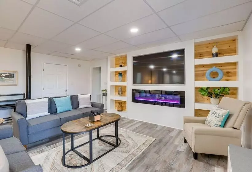 Alabama Retreat W/ Private Pond, Deck & Pool Table