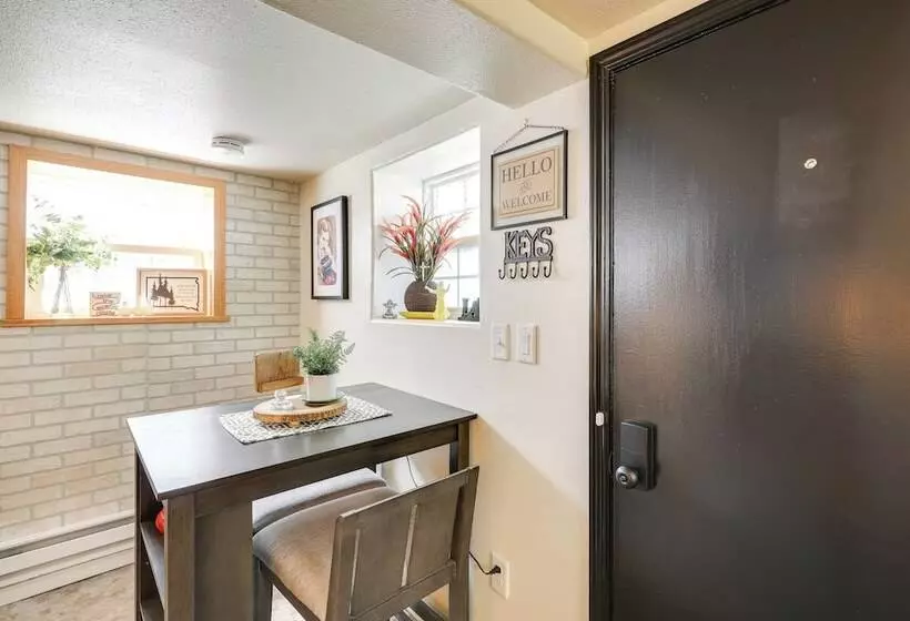 Black Hills Basecamp: Historic Rapid City Home!