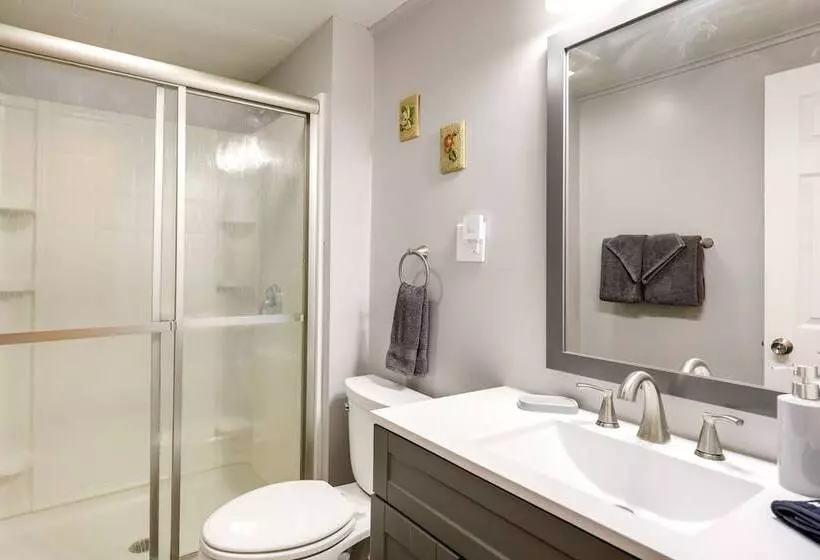 Charming Watkins Glen Home W/ Yard!