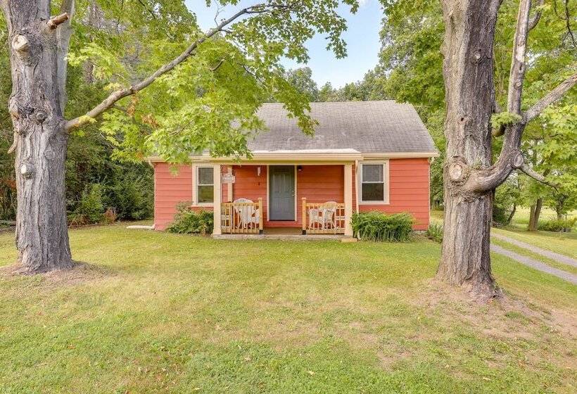 Charming Watkins Glen Home W/ Yard!