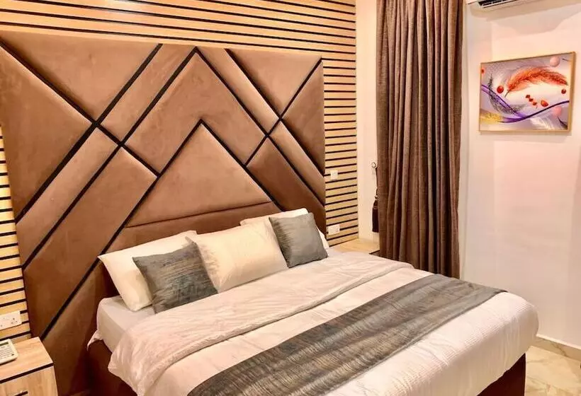 Fairview Place Hotel And Apartments