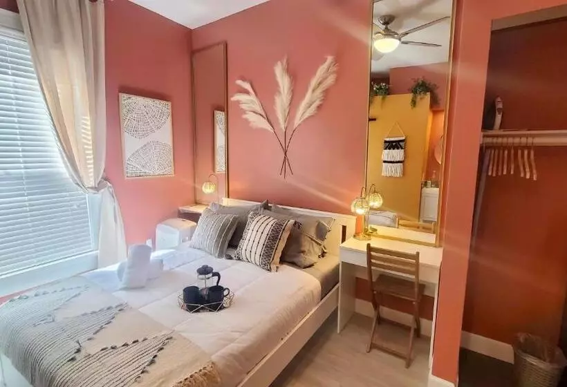 簡易ホテル Somerset