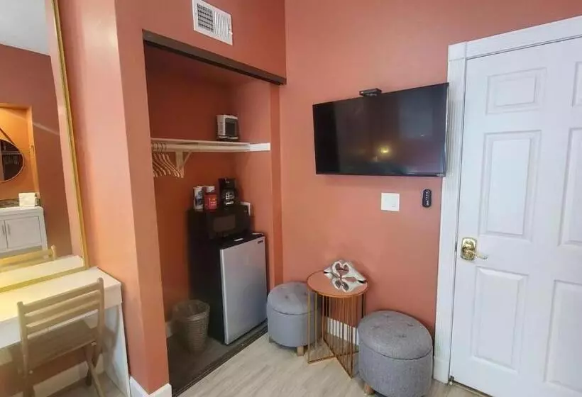 簡易ホテル Somerset