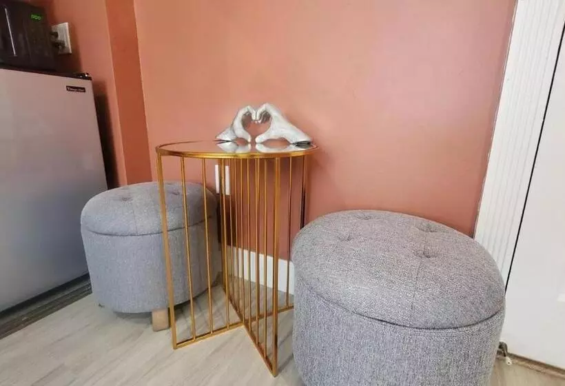 簡易ホテル Somerset