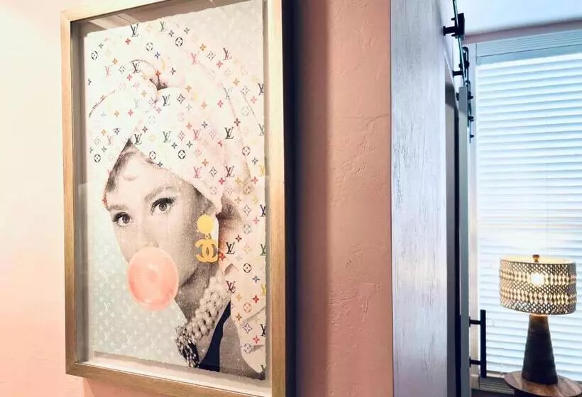 簡易ホテル Somerset