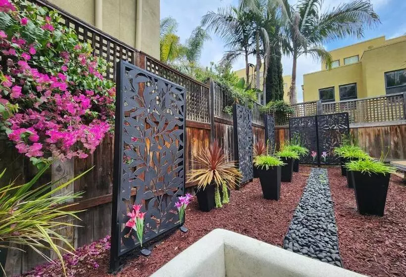 簡易ホテル Somerset