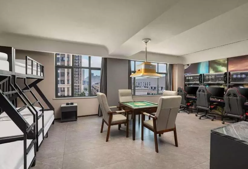 Hotelli Days Inn By Wyndham Zhuzhou Chaling