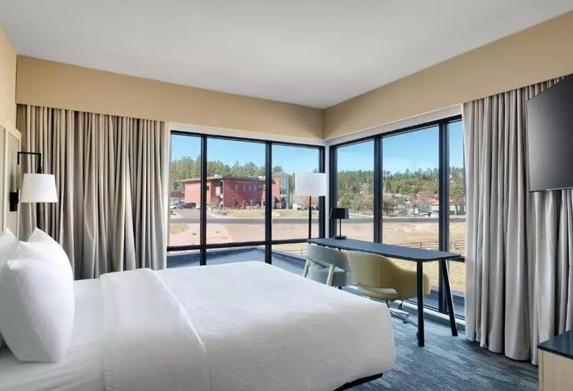هتل Fairfield By Marriott Inn & Suites Show Low