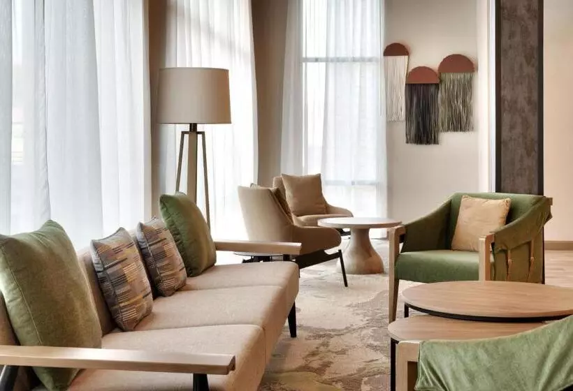 هتل Fairfield By Marriott Inn & Suites Show Low