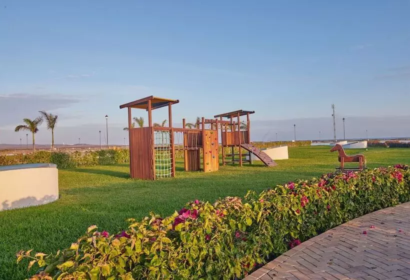 Hotelli Karibao Resort Town