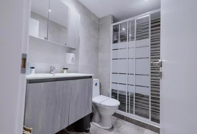 هتل Roh Suites