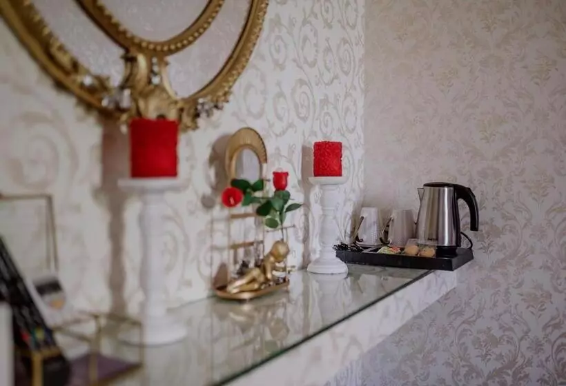 هتل Roh Suites