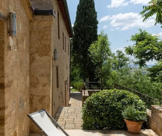 Maaseutuhotelli Borgo D Asso