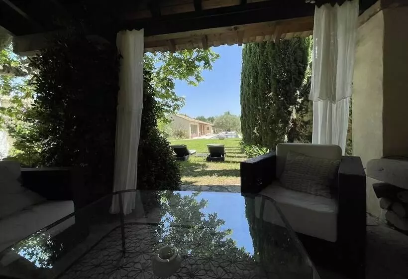 Maaseutuhotelli Mas Millésime