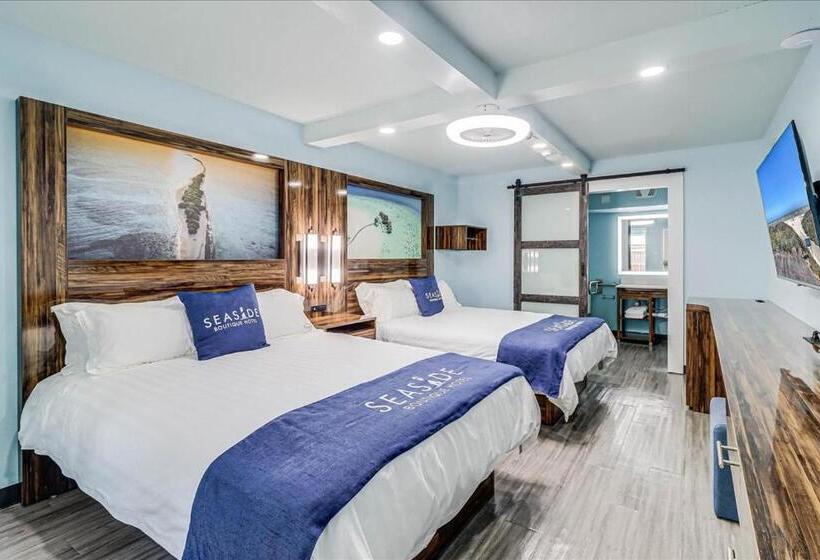 Seaside Boutique Hotel, Waves At Your Doorstep