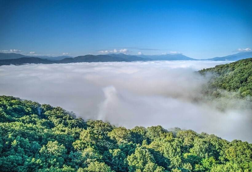 Mountain View Cabin W/ Hot Tub: 27 Mi To Asheville