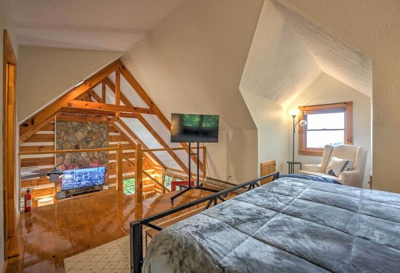 Mountain View Cabin W/ Hot Tub: 27 Mi To Asheville