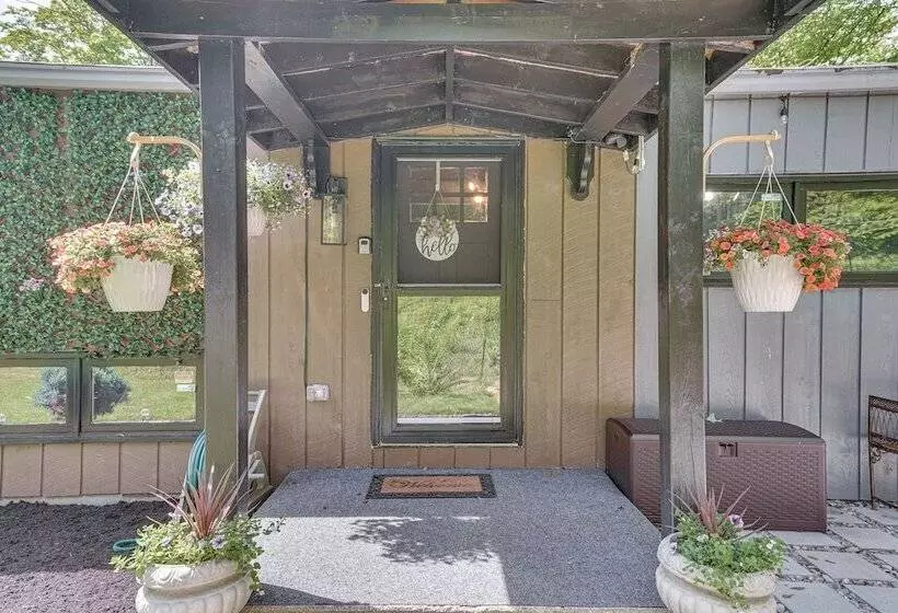 Alpine House  Modern Delevan Cabin On 2 Acres