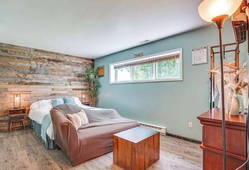 Alpine House  Modern Delevan Cabin On 2 Acres