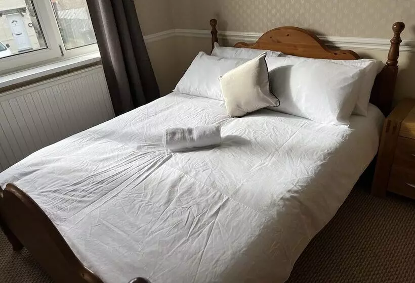 Residenssi Carlisle The Cathedral City And Gateway In Cumbria