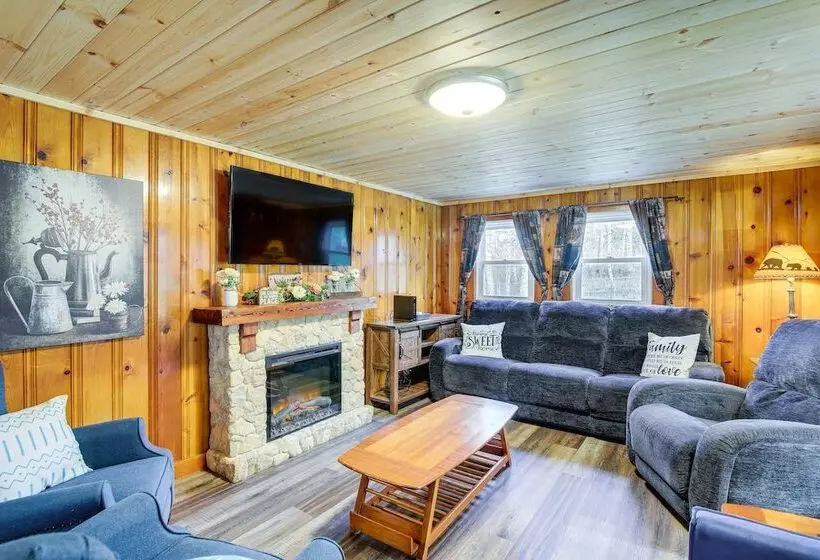 Furnished Deck: Rustic Cabin In Cosby!