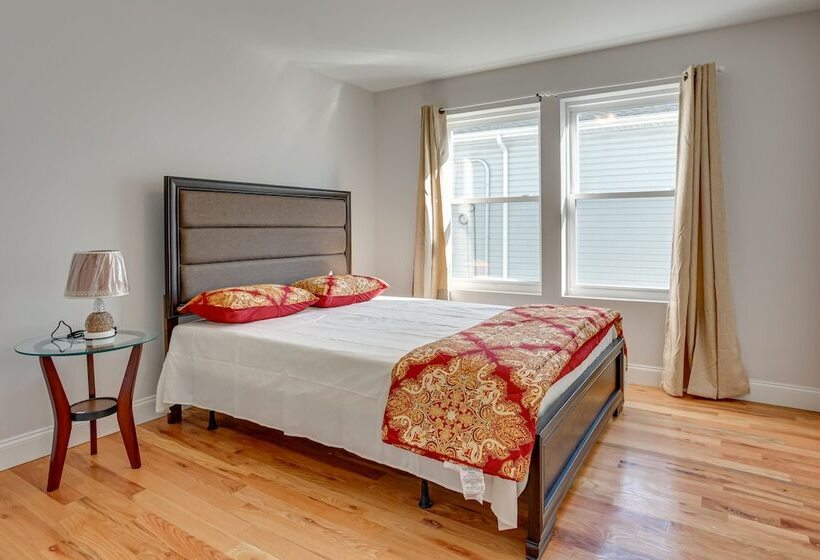 Stylish Newark, New Jersey, Vacation Rental!