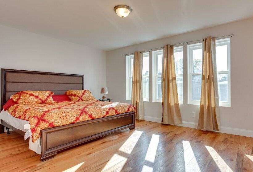 Stylish Newark, New Jersey, Vacation Rental!