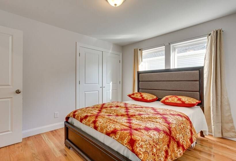 Stylish Newark, New Jersey, Vacation Rental!