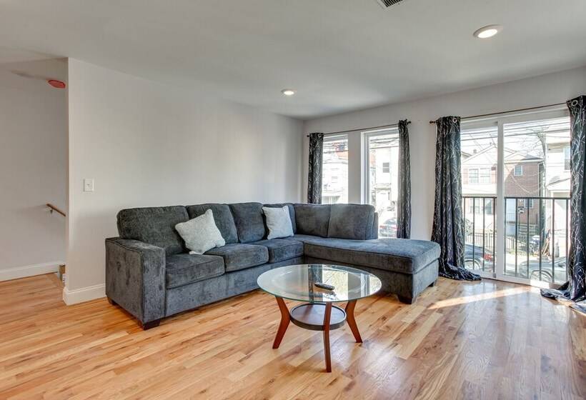 Stylish Newark, New Jersey, Vacation Rental!