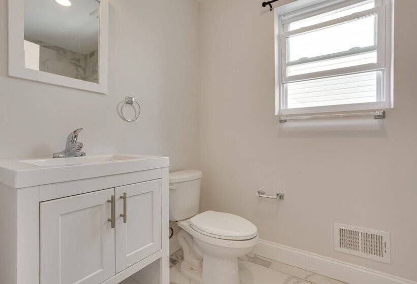 Stylish Newark, New Jersey, Vacation Rental!