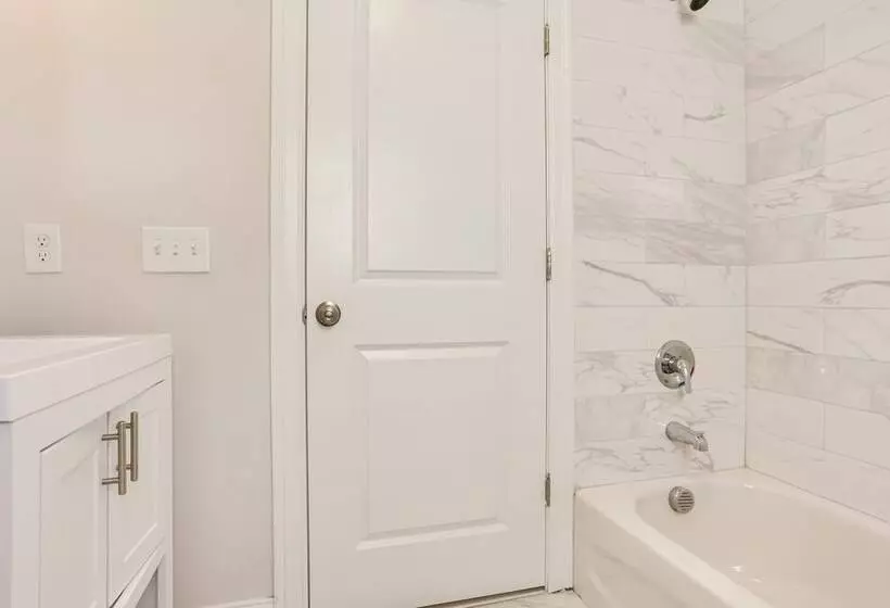 Stylish Newark, New Jersey, Vacation Rental!