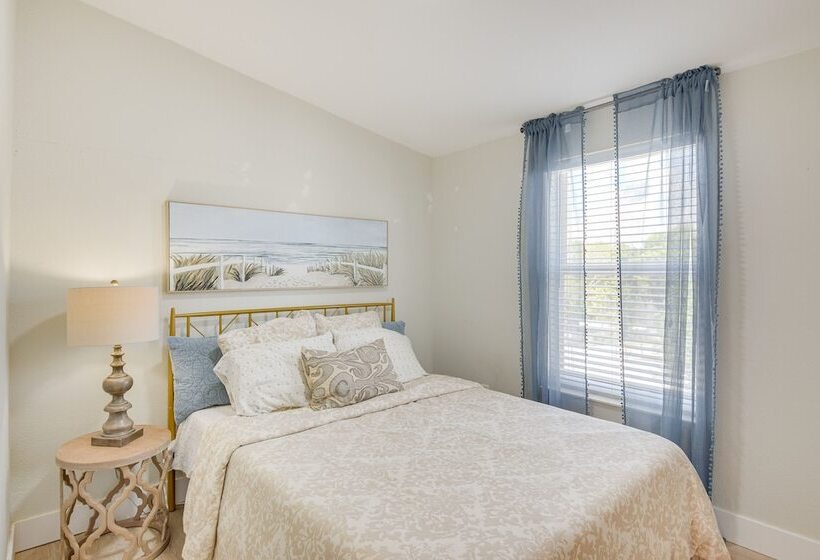 Sunny Key Largo Home W/ Golf Cart & Kayaks