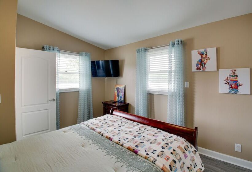 Waterfront Hot Springs Home: 19 Mi To Natl Park!