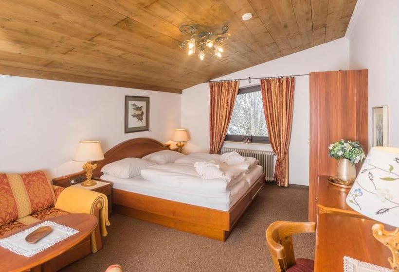 Отель Appartements Landhaus Waidmannsheil