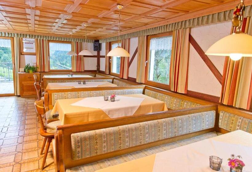ホテル Café Pension Zum Jäger