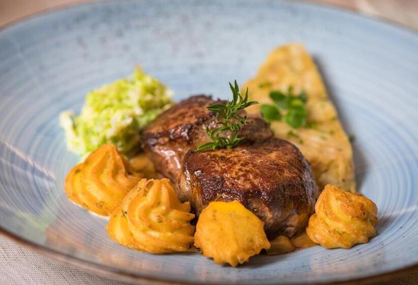 ホテル Café Pension Zum Jäger